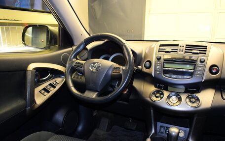 Toyota RAV4, 2011 год, 1 295 000 рублей, 14 фотография
