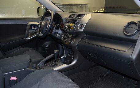 Toyota RAV4, 2011 год, 1 295 000 рублей, 10 фотография