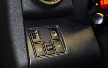 Toyota RAV4, 2011 год, 1 295 000 рублей, 18 фотография