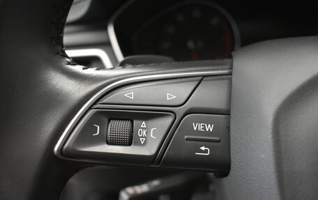 Audi A4, 2019 год, 2 349 000 рублей, 10 фотография