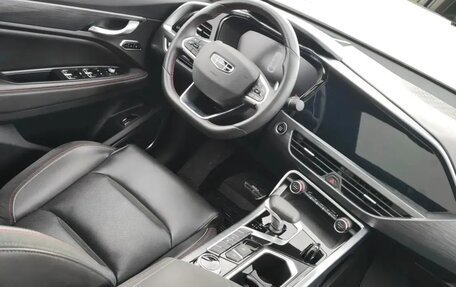 Geely Tugella FY11, 2022 год, 2 600 000 рублей, 10 фотография