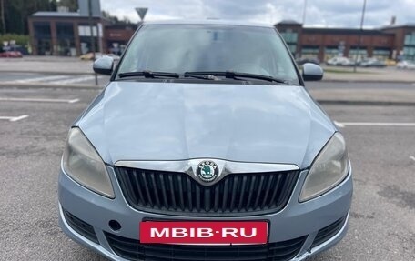Skoda Fabia II, 2010 год, 350 000 рублей, 2 фотография