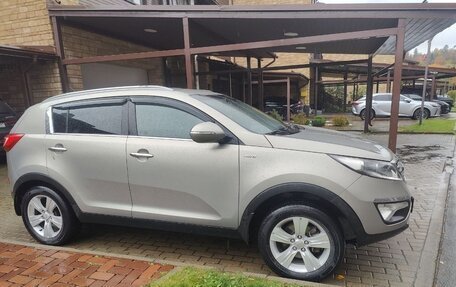 KIA Sportage III, 2010 год, 1 000 000 рублей, 2 фотография