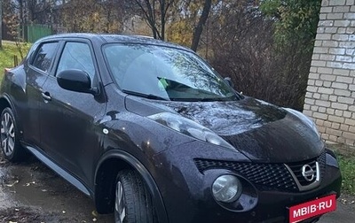 Nissan Juke II, 2013 год, 890 000 рублей, 1 фотография