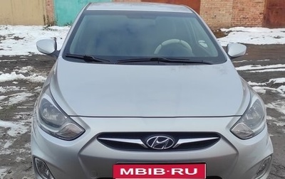 Hyundai Solaris II рестайлинг, 2011 год, 850 000 рублей, 1 фотография