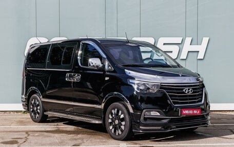 Hyundai Grand Starex Grand Starex I рестайлинг 2, 2018 год, 3 699 000 рублей, 1 фотография