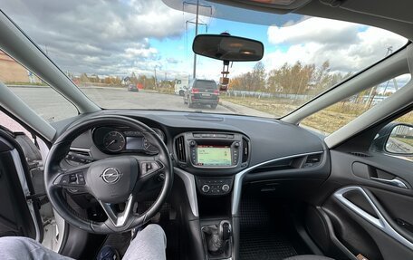 Opel Zafira C рестайлинг, 2016 год, 1 400 000 рублей, 6 фотография
