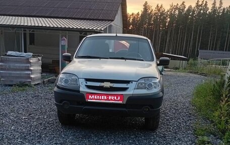 Chevrolet Niva I рестайлинг, 2014 год, 385 000 рублей, 1 фотография