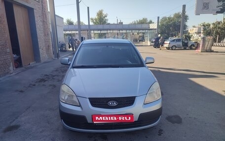 KIA Rio II, 2006 год, 550 000 рублей, 1 фотография