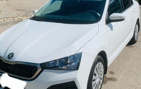Skoda Rapid II, 2021 год, 1 700 000 рублей, 11 фотография