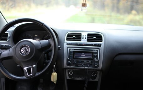 Volkswagen Polo VI (EU Market), 2015 год, 850 000 рублей, 13 фотография