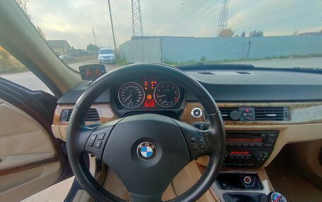 BMW 3 серия, 2006 год, 950 000 рублей, 16 фотография