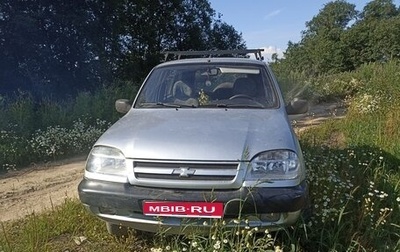 Chevrolet Niva I рестайлинг, 2004 год, 220 000 рублей, 1 фотография