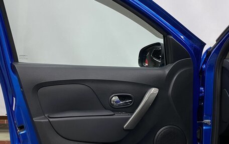 Renault Logan II, 2019 год, 1 049 000 рублей, 17 фотография