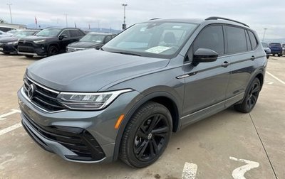 Volkswagen Tiguan II, 2023 год, 3 807 500 рублей, 1 фотография