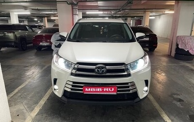 Toyota Highlander III, 2019 год, 4 000 000 рублей, 1 фотография