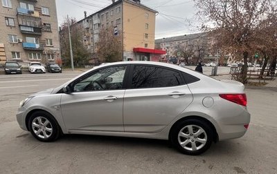 Hyundai Solaris II рестайлинг, 2013 год, 900 000 рублей, 1 фотография
