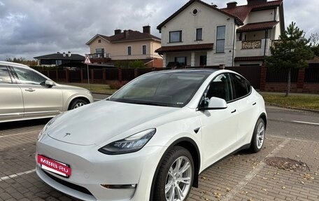 Tesla Model Y I, 2021 год, 3 799 000 рублей, 4 фотография