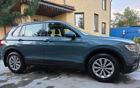 Volkswagen Tiguan II, 2020 год, 2 350 000 рублей, 6 фотография