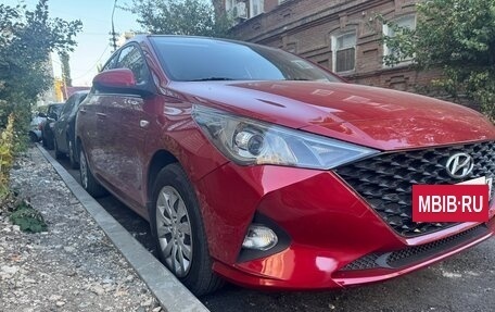 Hyundai Solaris II рестайлинг, 2022 год, 1 728 000 рублей, 3 фотография