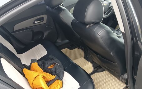 Chevrolet Cruze II, 2011 год, 640 000 рублей, 2 фотография