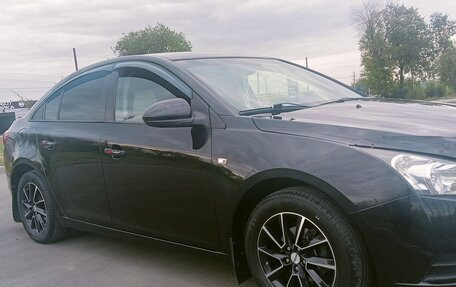 Chevrolet Cruze II, 2011 год, 640 000 рублей, 8 фотография