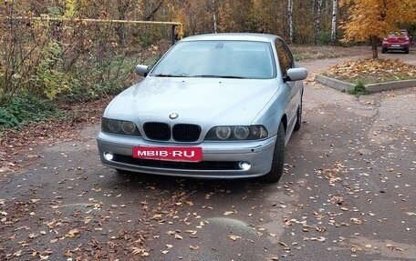 BMW 5 серия, 2003 год, 450 000 рублей, 2 фотография