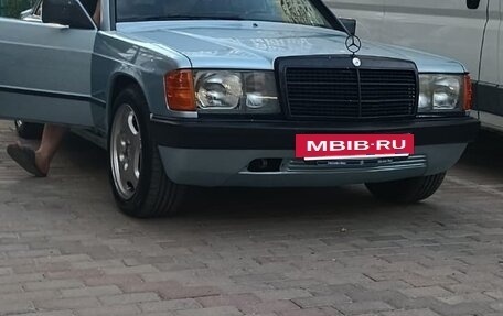 Mercedes-Benz 190 (W201), 1984 год, 200 000 рублей, 2 фотография