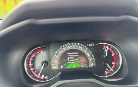 Toyota RAV4, 2022 год, 2 990 000 рублей, 14 фотография