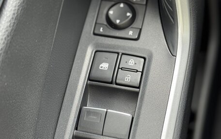 Toyota RAV4, 2022 год, 2 990 000 рублей, 16 фотография