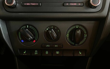 Skoda Rapid I, 2016 год, 820 000 рублей, 15 фотография