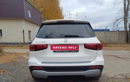 Mercedes-Benz GLB, 2019 год, 3 300 000 рублей, 10 фотография