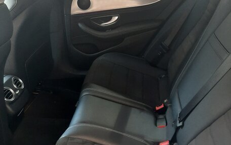 Mercedes-Benz E-Класс, 2016 год, 3 500 000 рублей, 3 фотография