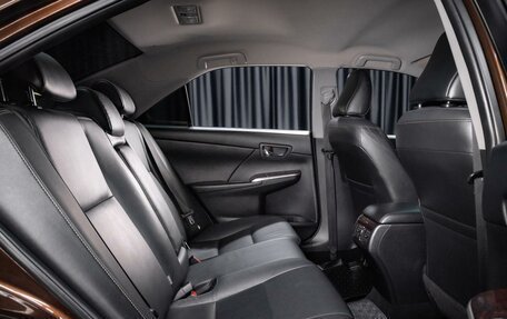 Toyota Camry, 2017 год, 1 989 000 рублей, 20 фотография