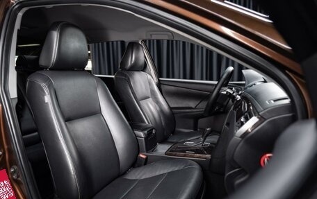 Toyota Camry, 2017 год, 1 989 000 рублей, 24 фотография