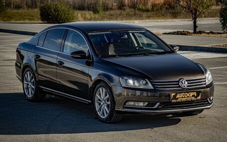 Volkswagen Passat B7, 2012 год, 999 000 рублей, 2 фотография