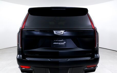 Cadillac Escalade V, 2023 год, 181 635 рублей, 7 фотография