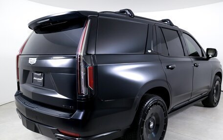 Cadillac Escalade V, 2023 год, 181 635 рублей, 8 фотография