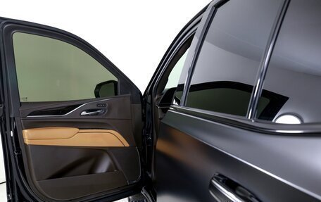 Cadillac Escalade V, 2023 год, 181 635 рублей, 13 фотография