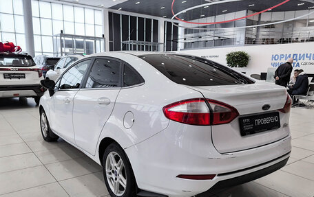 Ford Fiesta, 2015 год, 699 000 рублей, 7 фотография