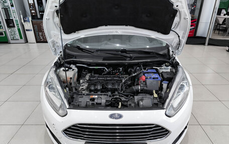 Ford Fiesta, 2015 год, 699 000 рублей, 9 фотография