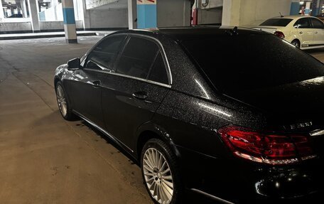 Mercedes-Benz E-Класс, 2015 год, 2 100 000 рублей, 4 фотография