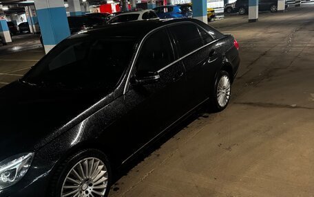 Mercedes-Benz E-Класс, 2015 год, 2 100 000 рублей, 5 фотография