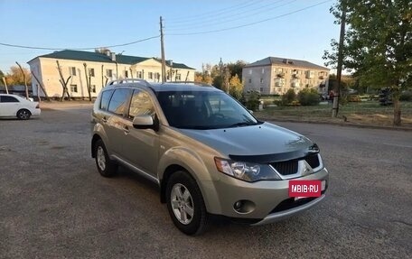 Mitsubishi Outlander III рестайлинг 3, 2008 год, 1 200 000 рублей, 4 фотография