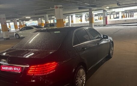 Mercedes-Benz E-Класс, 2015 год, 2 100 000 рублей, 6 фотография