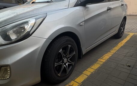 Hyundai Solaris II рестайлинг, 2014 год, 820 000 рублей, 6 фотография