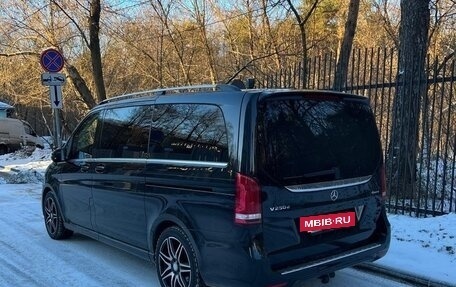 Mercedes-Benz V-Класс, 2017 год, 5 500 000 рублей, 5 фотография