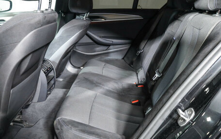 BMW 5 серия, 2019 год, 2 547 000 рублей, 10 фотография