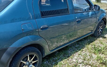 Renault Logan I, 2010 год, 280 000 рублей, 3 фотография