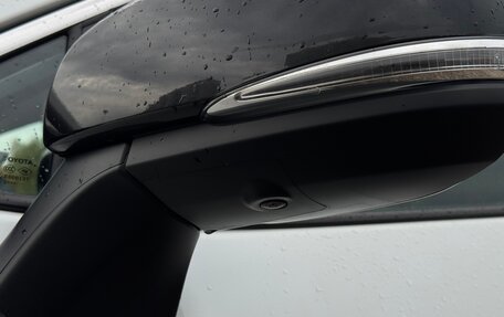 Toyota RAV4, 2023 год, 3 770 000 рублей, 8 фотография